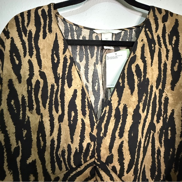 H&M Black and Tan Patterned Long-Sleeved Dress. Sz L. - Picture 2 of 9